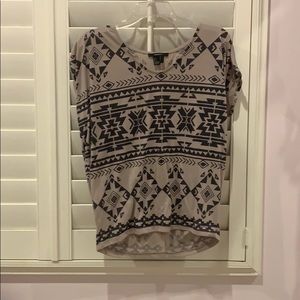 F21 aztec tee